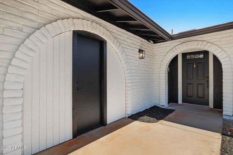 811 Brown St, Phoenix, AZ 85020