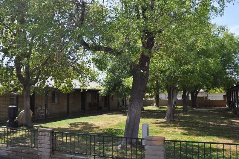 811 E Carol Ave, Phoenix, AZ 85020