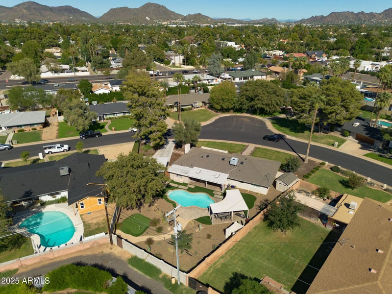 811 Linger Ln, Phoenix, AZ 85021