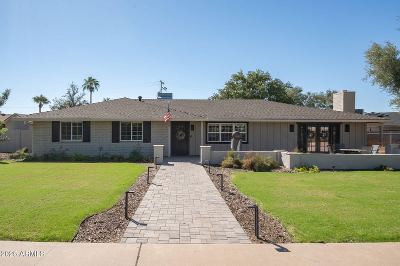 811 Linger Ln, Phoenix, AZ 85021