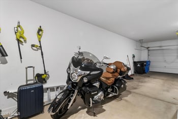 8110 44th Dr, Laveen, AZ 85339