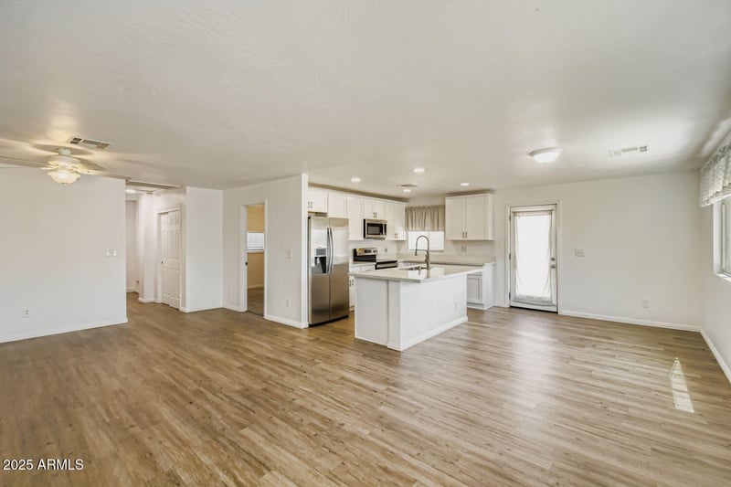 8110 4th Ave, Mesa, AZ 85208