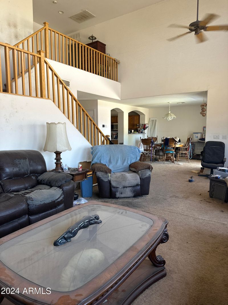 8110 W Hess Ave, Phoenix, AZ 85043