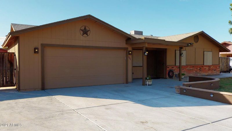 8111 E Iran Ave, Mesa, AZ 85209