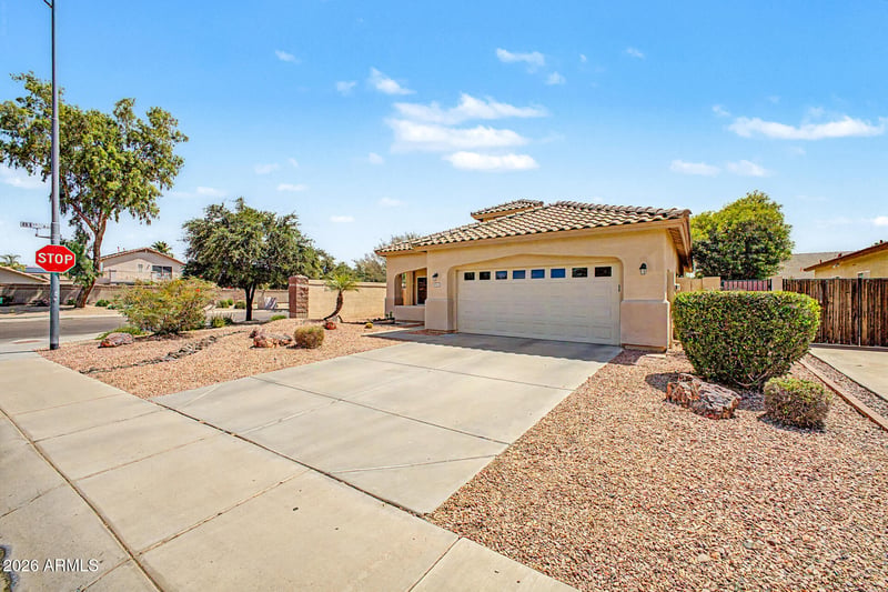 8111 Deanna Dr, Peoria, AZ 85382