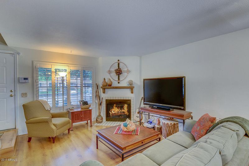 8111 W Wacker Rd #30, Peoria, AZ 85381