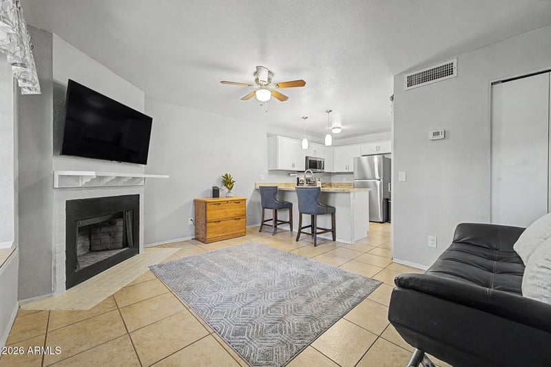 8111 W Wacker Rd #65, Peoria, AZ 85381