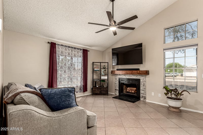 8111 Wacker Rd #1, Peoria, AZ 85381