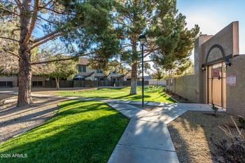 8111 Wacker Rd #65, Peoria, AZ 85381