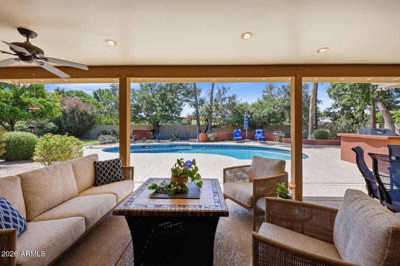 8113 E Del Caverna Dr, Scottsdale, AZ 85258