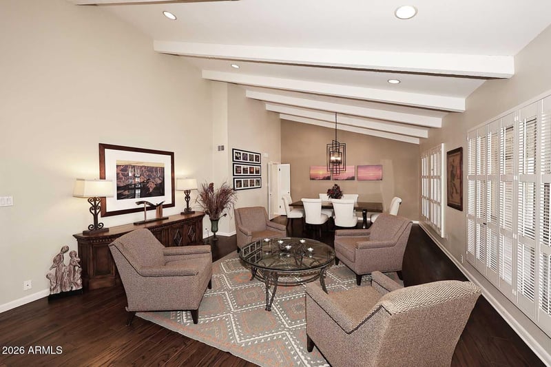 8113 E Del Caverna Dr, Scottsdale, AZ 85258