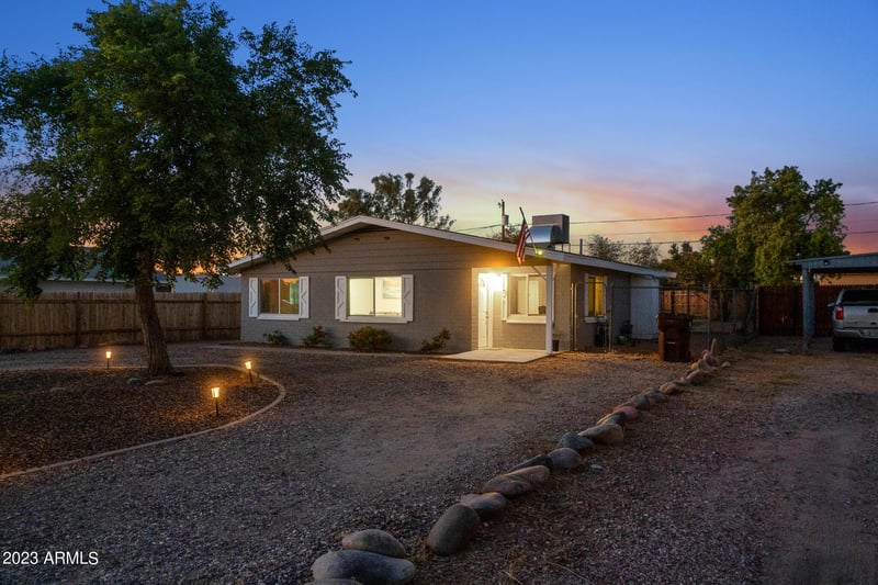 8114 4th Ave, Mesa, AZ 85208