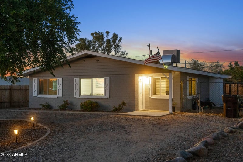 8114 4th Ave, Mesa, AZ 85208