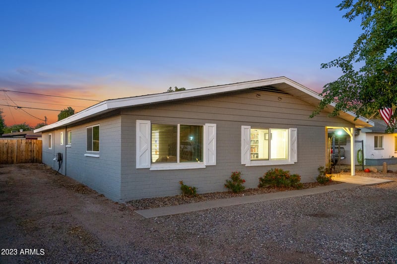 8114 4th Ave, Mesa, AZ 85208