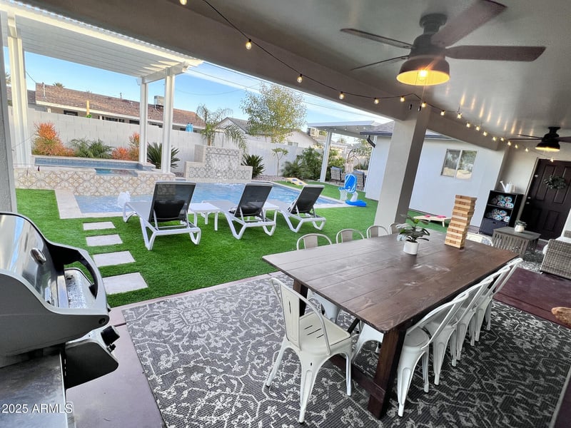 8114 Clarendon Ave, Scottsdale, AZ 85251