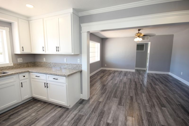 8114 N 12th St, Phoenix, AZ 85020