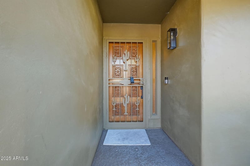 8116 18th Way, Phoenix, AZ 85020
