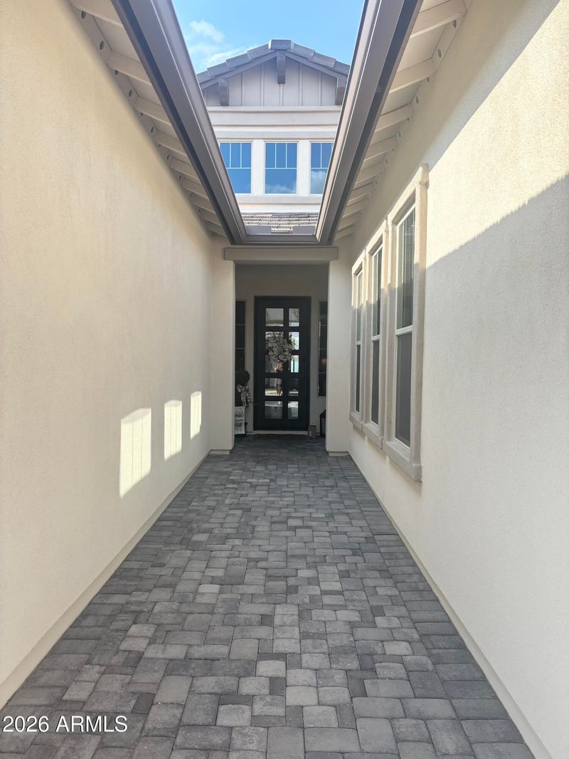8116 E June St, Mesa, AZ 85207