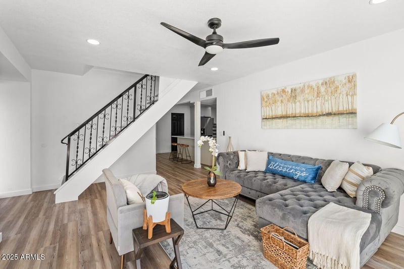 8117 Whitton Ave, Phoenix, AZ 85033