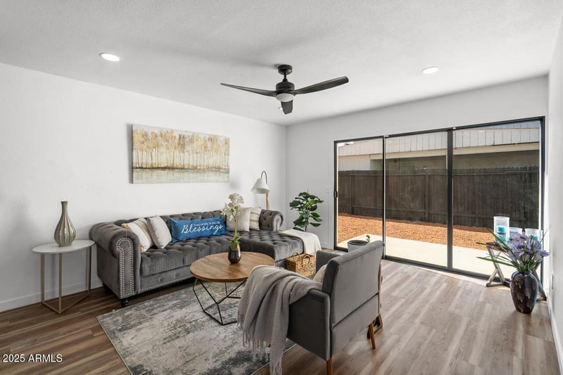 8117 Whitton Ave, Phoenix, AZ 85033