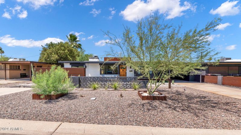 8118 E Granada Rd, Scottsdale, AZ 85257