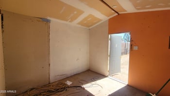 8118 Osborn Rd, Phoenix, AZ 85033
