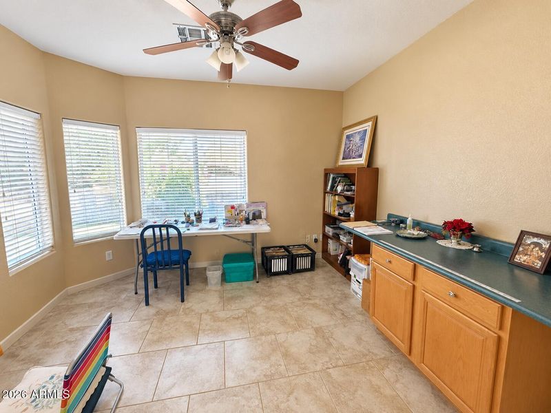 8118 W Harmony Ln, Peoria, AZ 85382