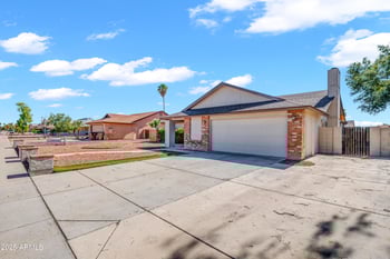 8119 Corrine Dr, Peoria, AZ 85381