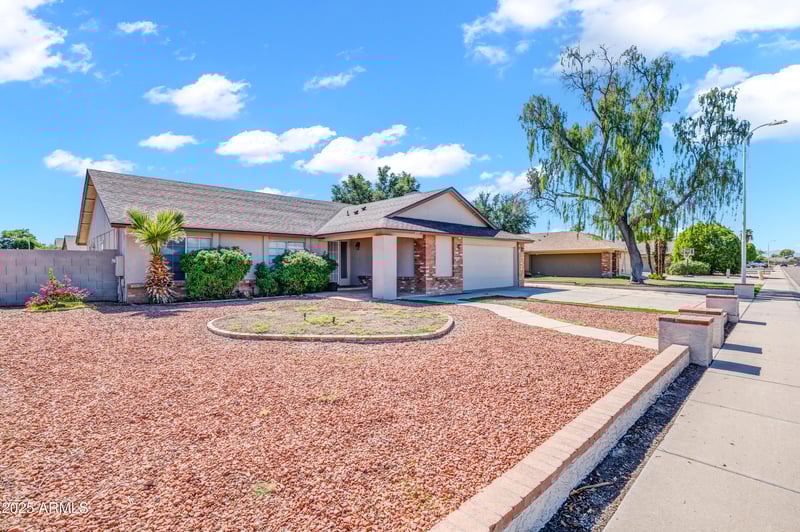 8119 Corrine Dr, Peoria, AZ 85381