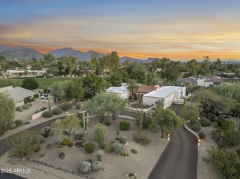 8119 Foothills Dr, Scottsdale, AZ 85255