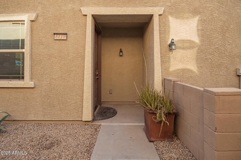 8119 Lynwood St, Phoenix, AZ 85043