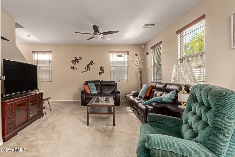 8119 Lynwood St, Phoenix, AZ 85043