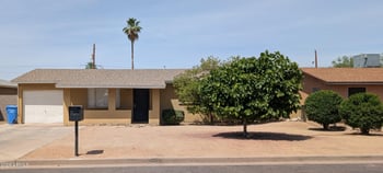 812 Desert Dr, Phoenix, AZ 85042