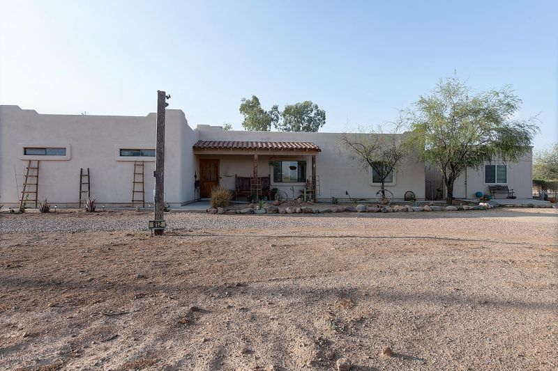812 E Carlise Rd, Phoenix, AZ 85086