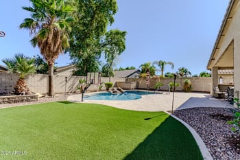 812 Gascon Rd, San Tan Valley, AZ 85143