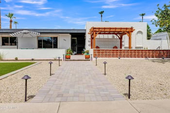 812 Gleneagles Dr, Phoenix, AZ 85023
