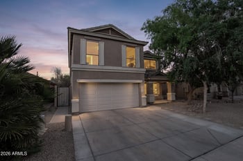 812 Lovegrass Dr, San Tan Valley, AZ 85143