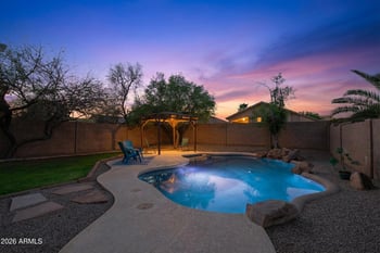 812 Lovegrass Dr, San Tan Valley, AZ 85143