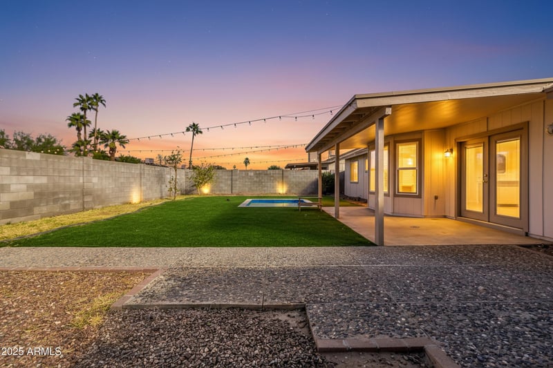 812 Rosal Pl, Chandler, AZ 85225