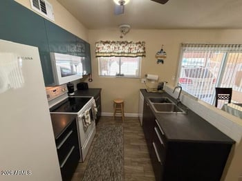 812 W Villa Rita Dr, Phoenix, AZ 85023