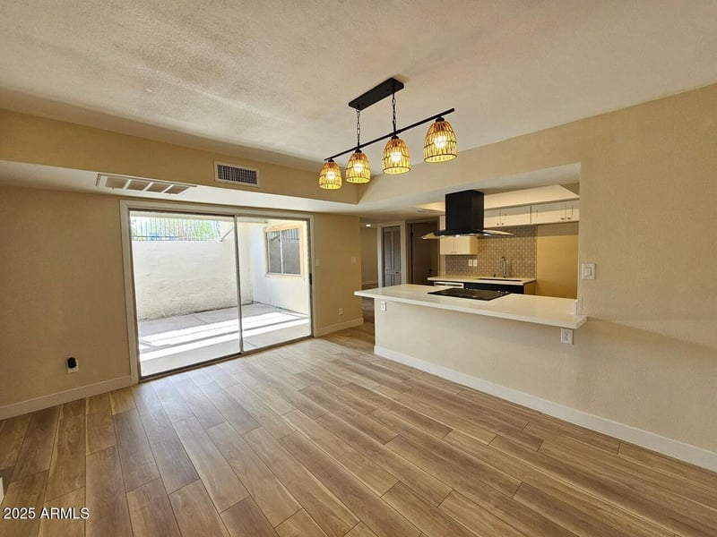 8120 32nd Ave, Phoenix, AZ 85051