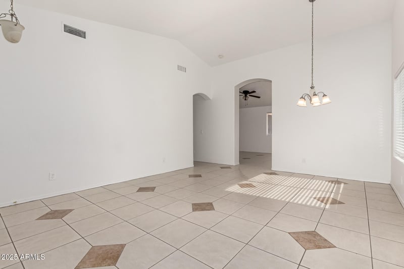 8121 Lumbee St, Phoenix, AZ 85043