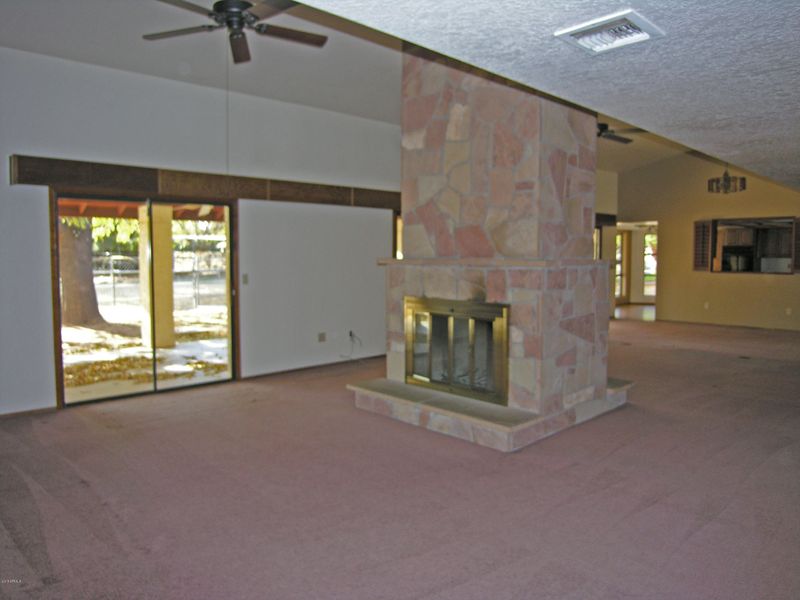 8121 W Montebello Ave, Glendale, AZ 85303
