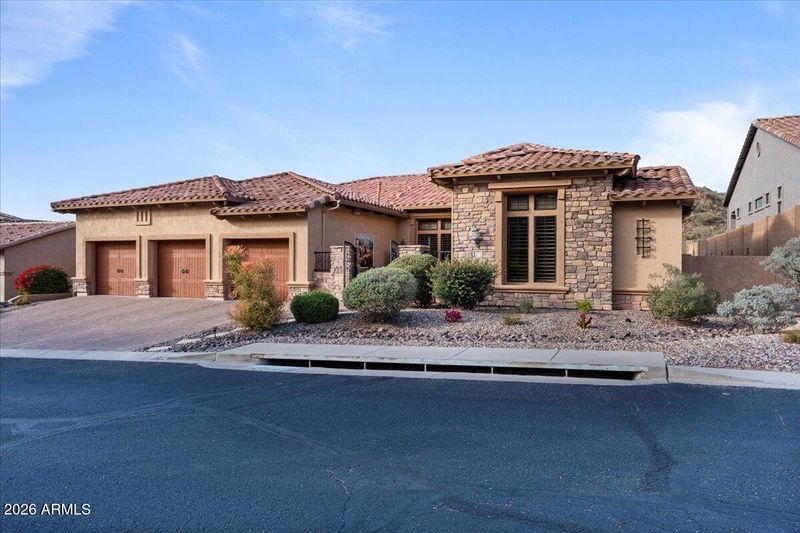 8122 E Vista Canyon St, Mesa, AZ 85207