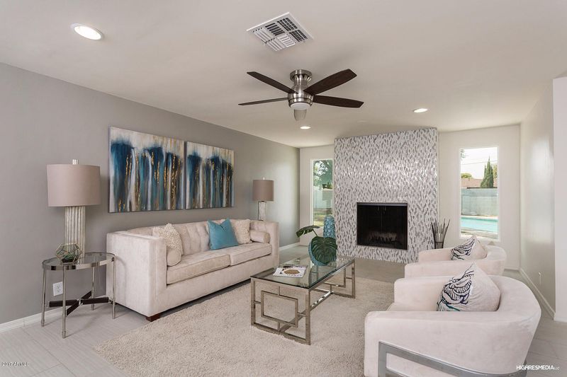 8122 N 7th Ave, Phoenix, AZ 85021