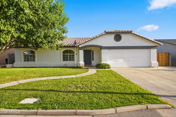 8123 E Des Moines St, Mesa, AZ 85207