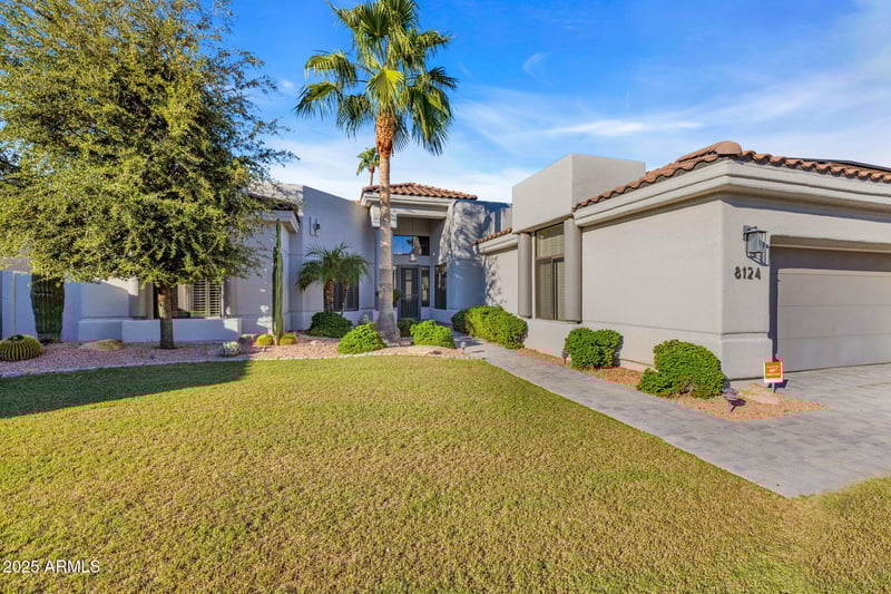 8124 Jenan Dr, Scottsdale, AZ 85260