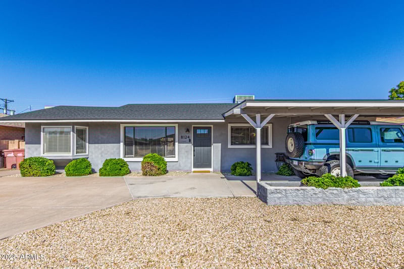 8124 Mitchell Dr, Scottsdale, AZ 85251