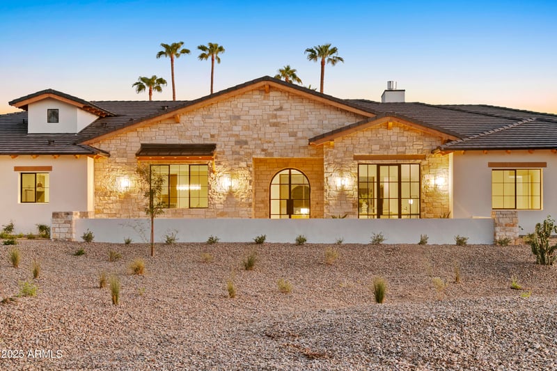 8125 Gail Rd, Scottsdale, AZ 85260
