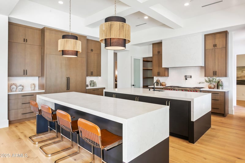 8125 Gail Rd, Scottsdale, AZ 85260